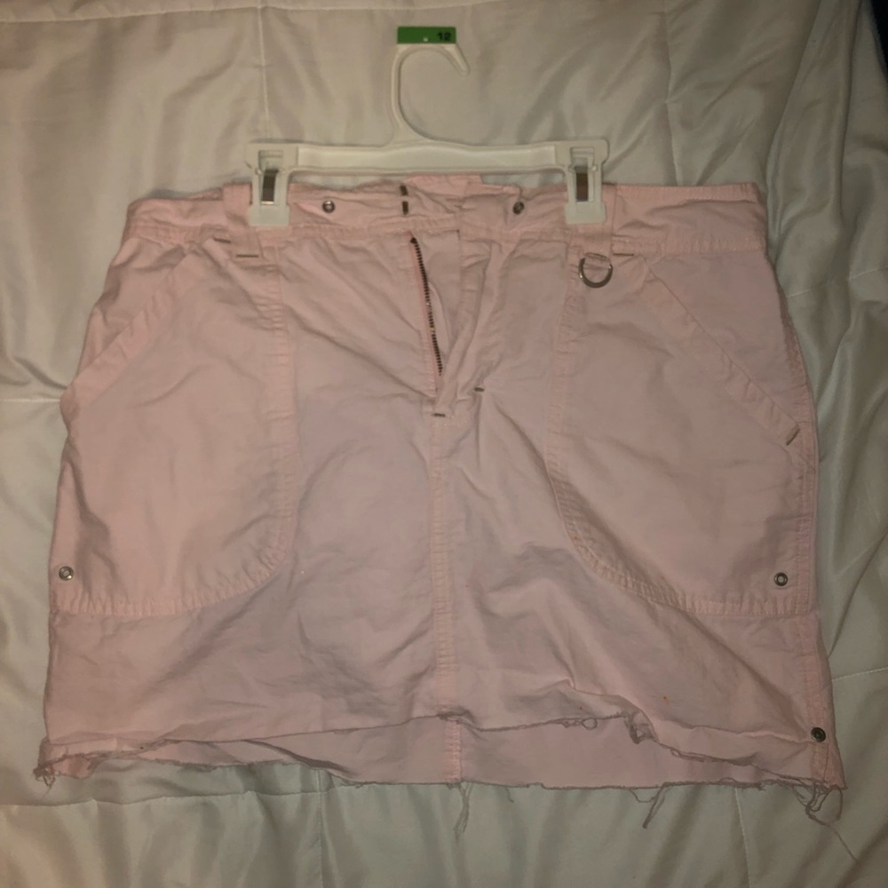 pink skirt
